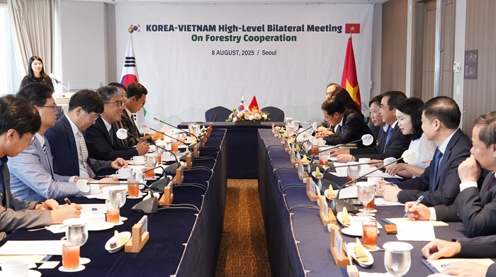사진2.8일 롯데호텔 서울에서 열린 '한-베트남 산림 협력 고위급 양자회의' 전경.jpg