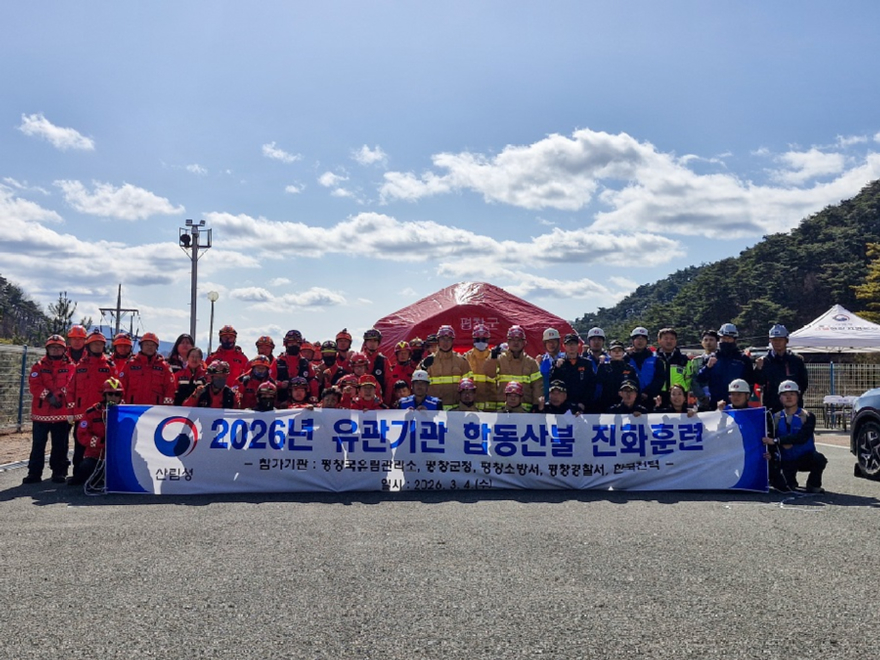 단체사진.jpg