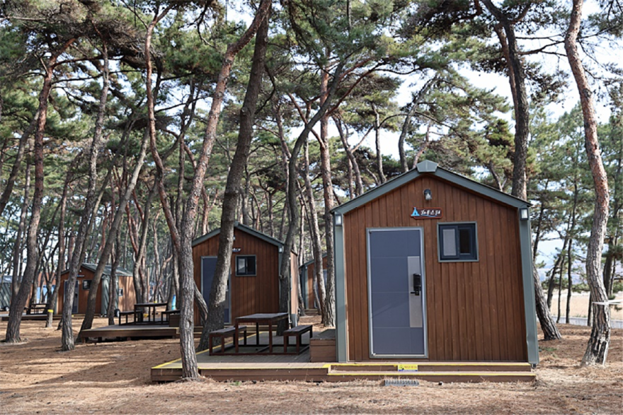 변산반도 고사포야영장(하우스).png