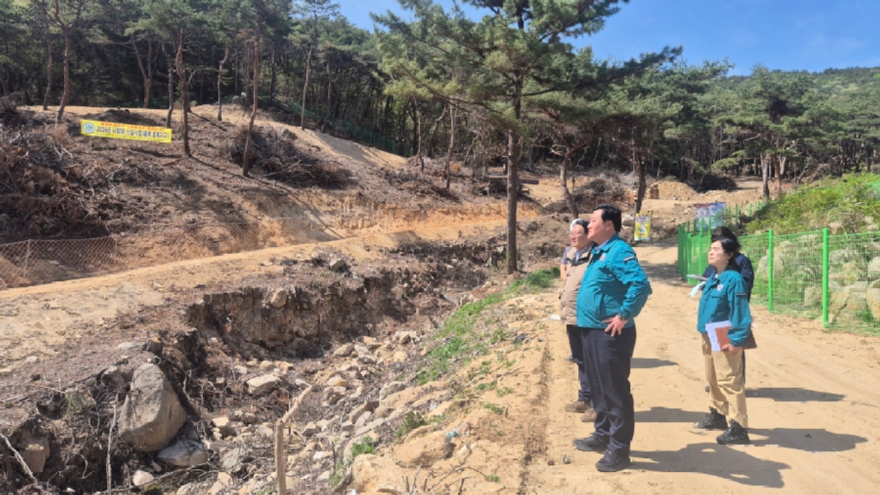 17일 (“집중호우 선제 대응”… 홍성군, 산사태 취약지역 현장점검 실시1).jpg