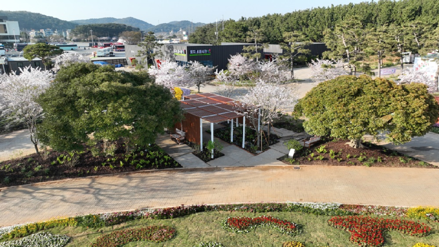[사진자료] 국립수목원 도심 속 더위 피하는 폭염쉼터정원 제안.jpg
