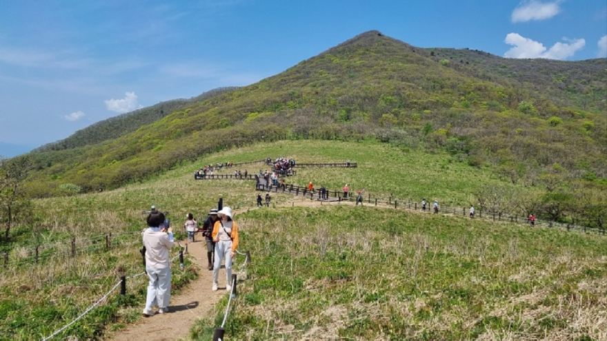 사진2.생물다양성의 보고 인제군 점봉산 곰배령.jpg