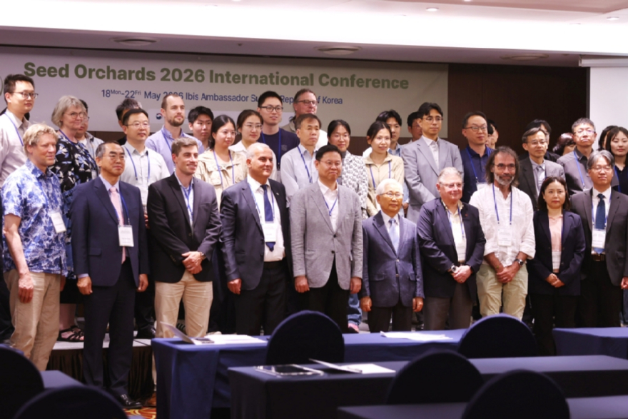 05월18일-IUFRO 채종원 국제 컨퍼런스-02-03.jpg