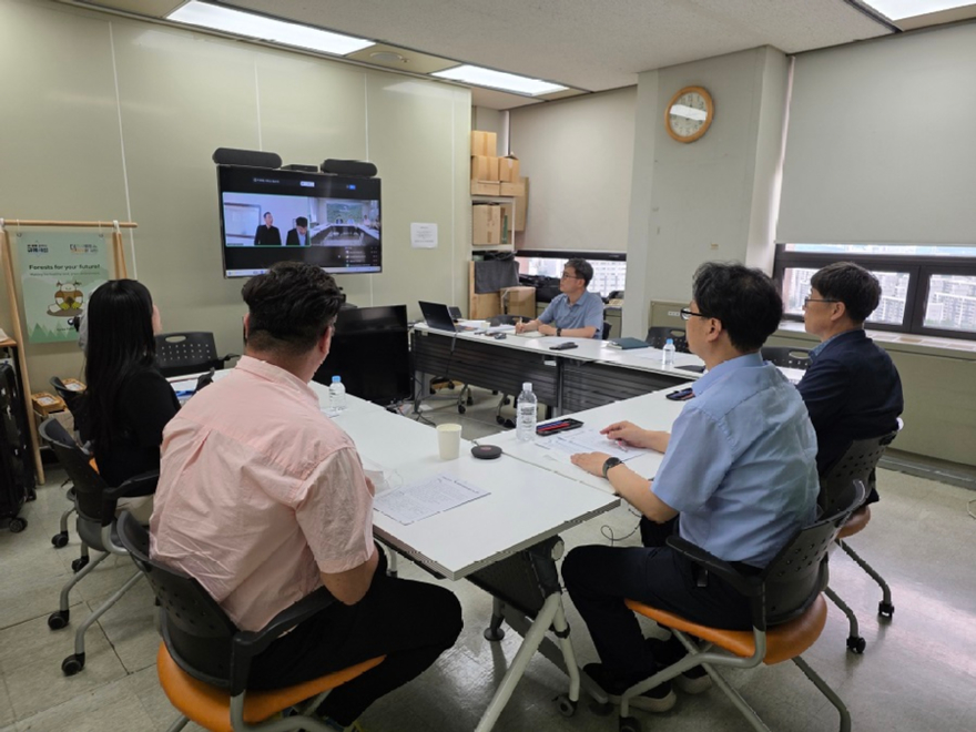 사진2.산림청은 19일 몽골 환경기후변화부와 ‘2026년 한-몽 산림협력 공동운영위원회’를 개최했다.jpg
