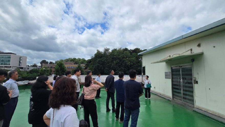 사진4_충북대학교 산림생명자원 연구시설 견학.jpg