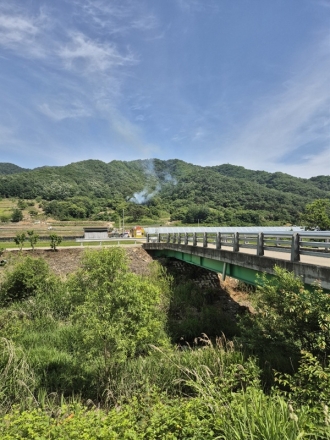 산림당국 충남 홍성군 산불발생.. 진화 완료