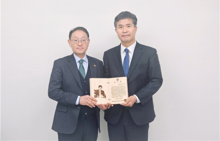 한국산림기술인회, 이원택 국회의원에 감사패 전달… “산림기술 발전 공로”
