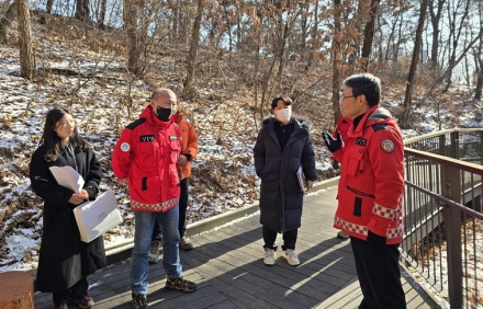 박은식 산림청 차장, 인천서 ‘산불예방 숲가꾸기’ 현장 점검