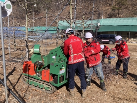 구미국유림관리소, 영농부산물 파쇄지원단 본격 가동… 산불 예방·미세먼지 저감 총력