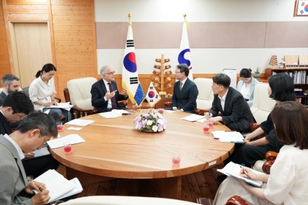 산림청, 주한EU대사와 UNCCD COP17 협력 방안 논의