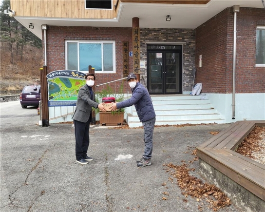 진안군 선도산림경영단지 심장 자동 제세동기(심장충격기) 기부