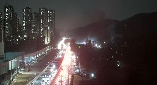 <1보> 서울 강남구 산불발생... 산림당국 진화중