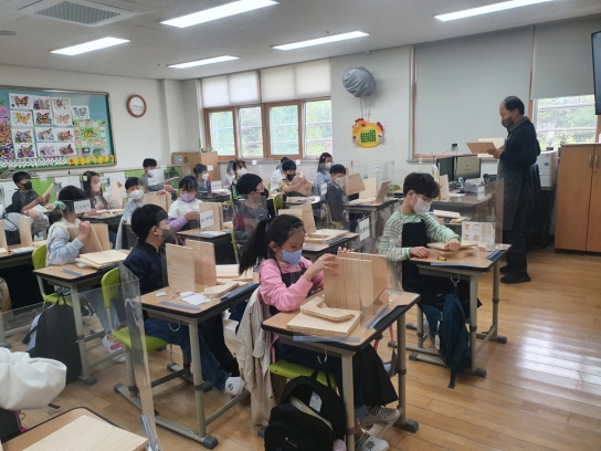 국산목재 목공활동으로 창의력 Up, 스트레스 Down