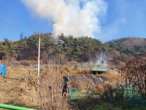 경북 성주산불...1시간여 만에 진화완료