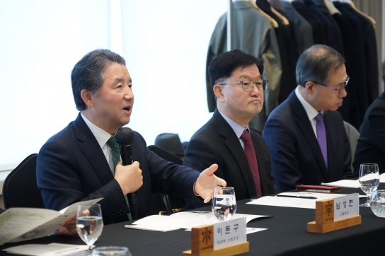 남성현 산림청장, 역대 산림청장 초청 정책제언 간담회 가져