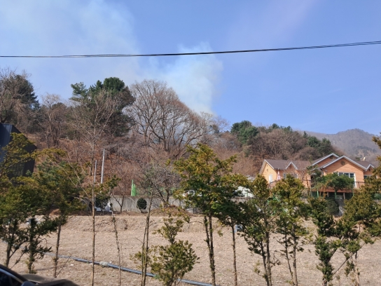 경기 동두천 안흥동 산불발생 및 진화완료