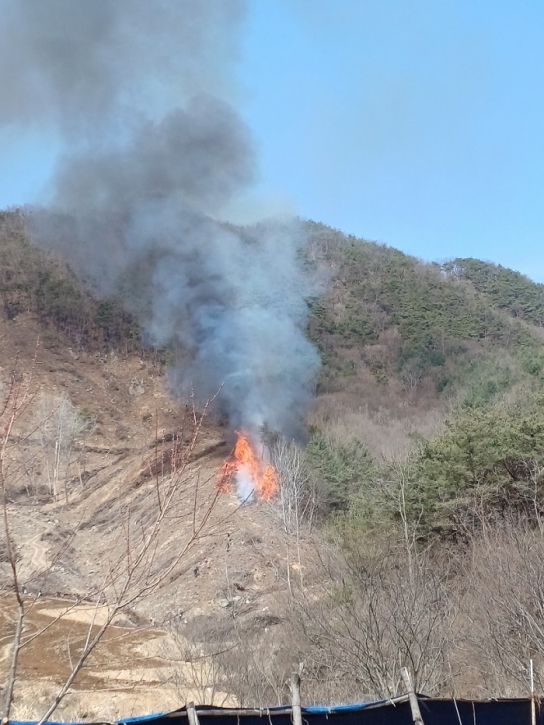 전북 임실군 산불발생... 진화완료