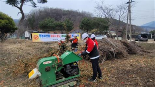 영농부산물 파쇄로 봄철 소각행위 근절!