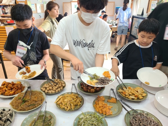 기차로 떠나는 도심형 국립공원 생태관광을 즐기세요!