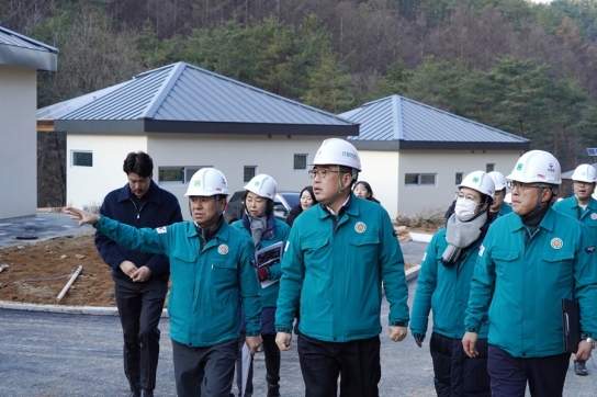 [산림청 사진뉴스] ﻿﻿﻿임상섭 산림청장, 국립금산자연휴양림 신규조성 사업지 현장점검