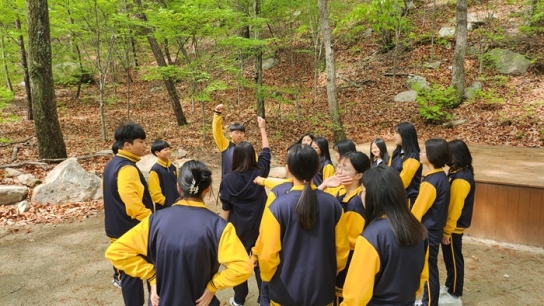 학업 스트레스 이제 그만, 산림치유로 힐링해요!